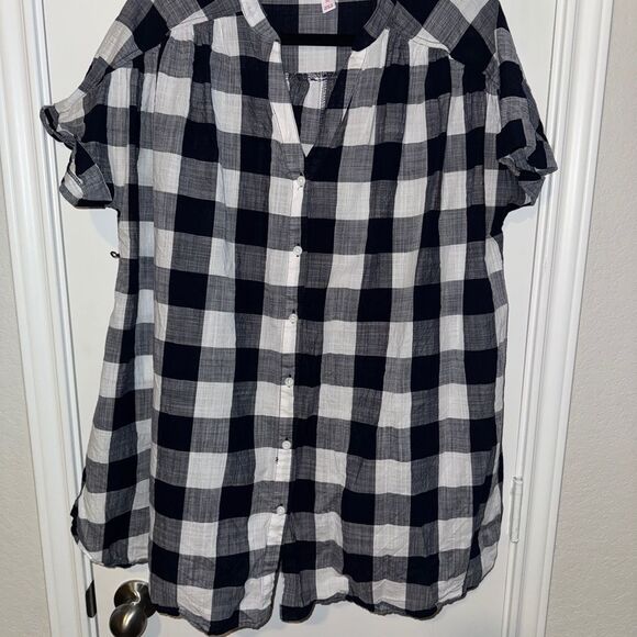 Isabel Maternity Blue and White Plaid Button-Up Shirt size xl - Picture 2 of 5
